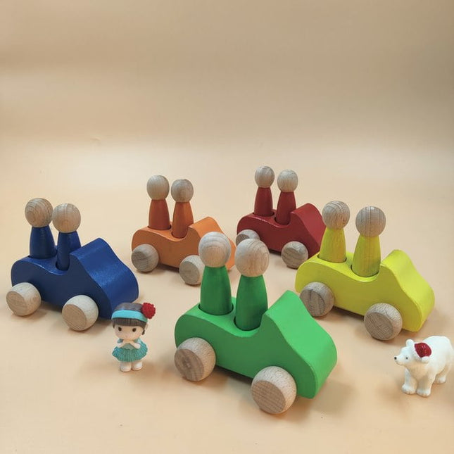 Extrokids Wooden 1 Car With 2 Peg Doll Set Toy - RANDOM COLOR WILL BE SHIPPED - EKT1923