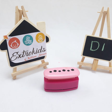 Border Punch Small - D1 - EKC0468