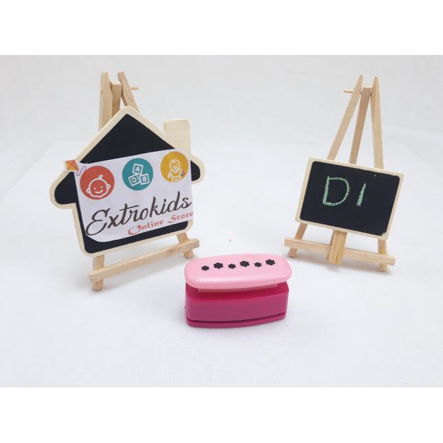 Border Punch Small - D1 - EKC0468