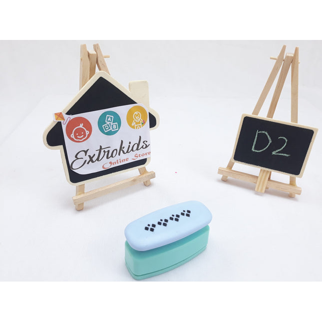 Border Punch Small - D2 - EKC0469
