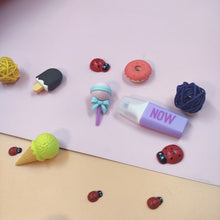 Load image into Gallery viewer, Extrokids 3 mixed icecream erasers with 1 highlighter-EKR0007
