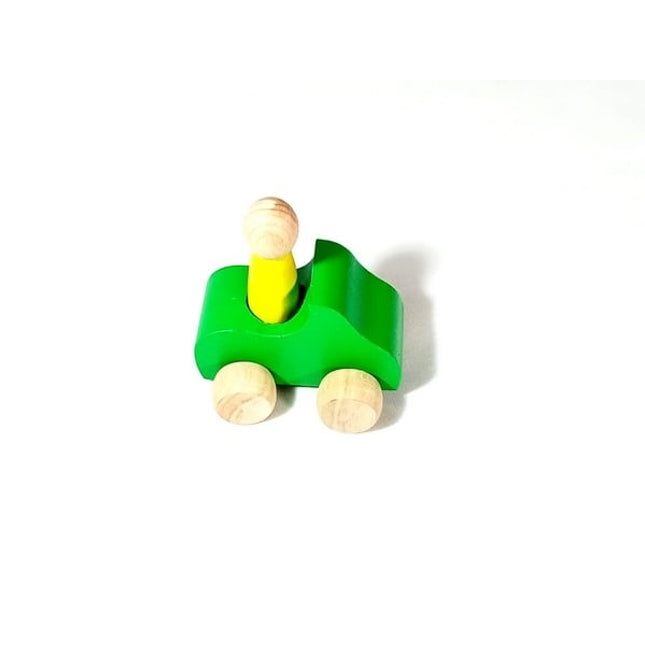 Extrokids Wooden Set of 1 Car With 1Peg Doll Toy - EKT1924