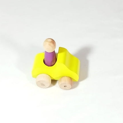 Extrokids Wooden Set of 1 Car With 1Peg Doll Toy - EKT1924