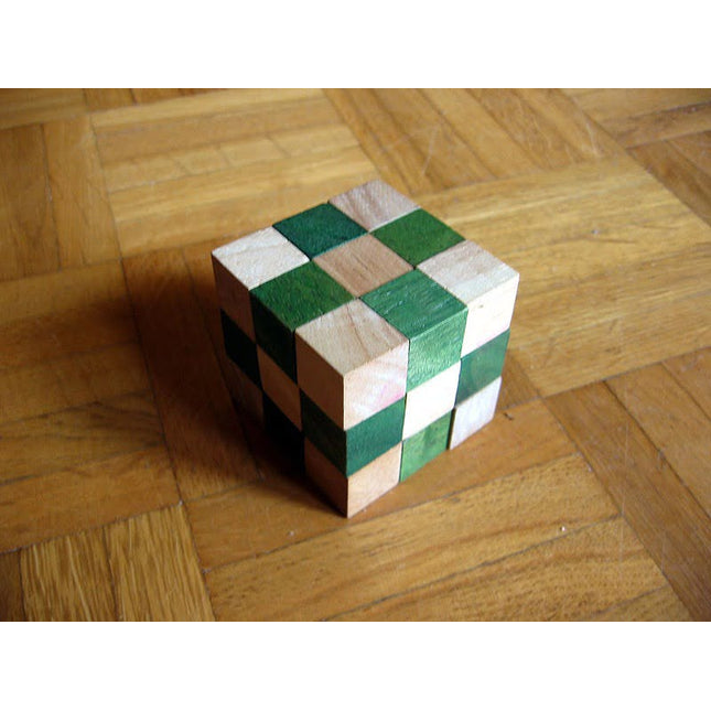 Wooden Rubik Model - White and green cube - EKT2216